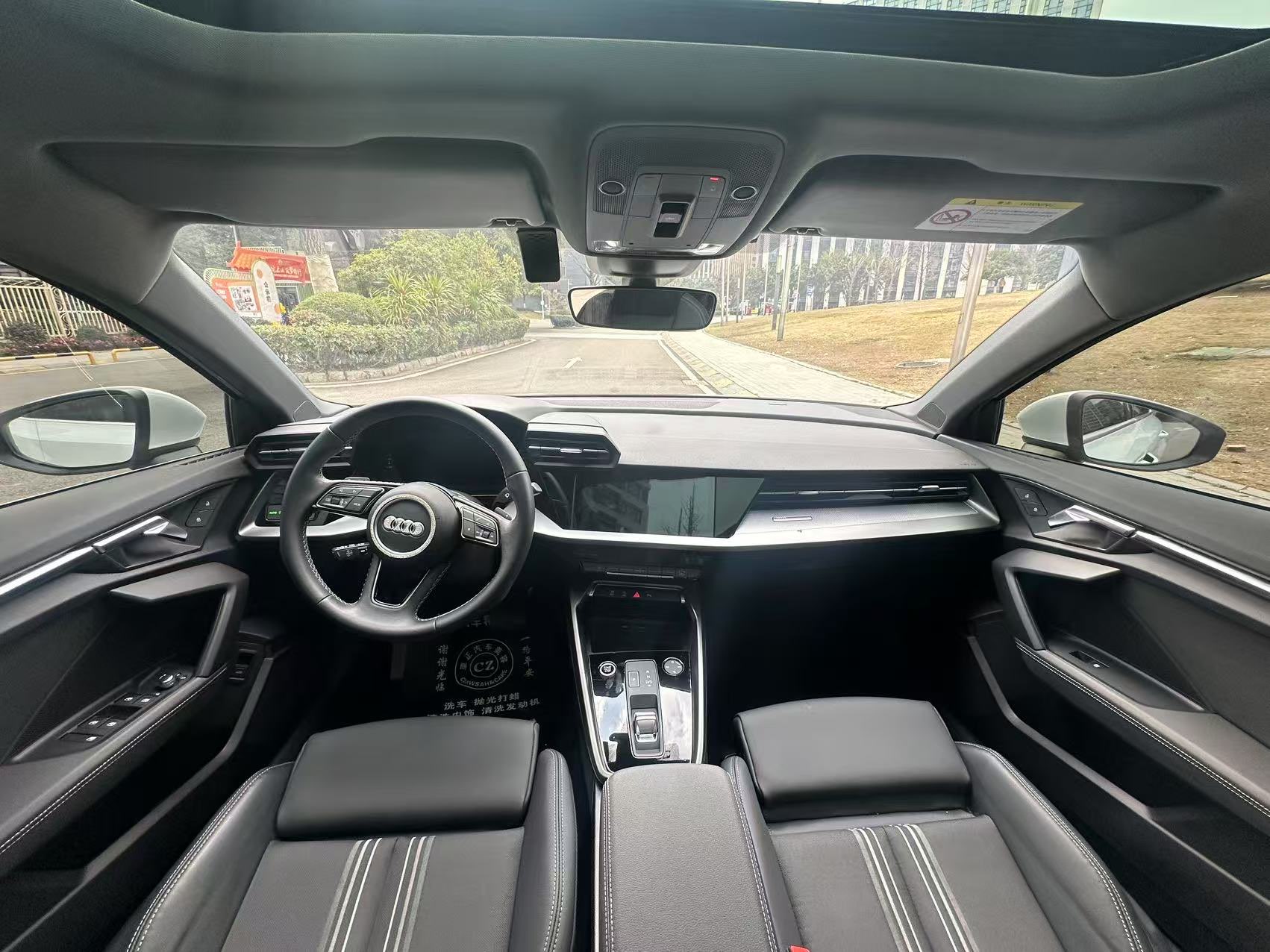 二手奧迪A3兩廂報價_奧迪A3 2022款 Sportback 35 TFSI 時尚運動型_18年的奧迪a3二手車多少錢